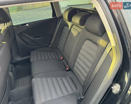 Черный Фольксваген Пассат, объемом двигателя 1.39 л и пробегом 234 тыс. км за 5700 $, фото 9 на Automoto.ua