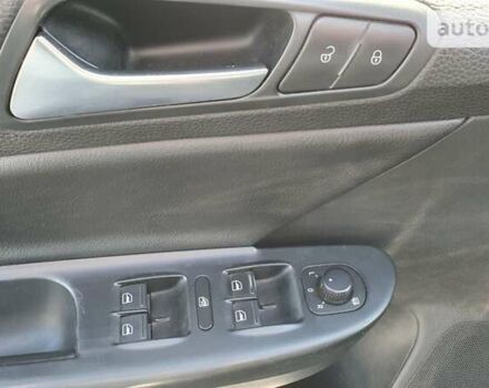 Черный Фольксваген Пассат, объемом двигателя 1.39 л и пробегом 275 тыс. км за 7300 $, фото 12 на Automoto.ua