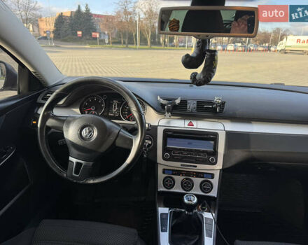 Черный Фольксваген Пассат, объемом двигателя 1.39 л и пробегом 264 тыс. км за 6900 $, фото 11 на Automoto.ua