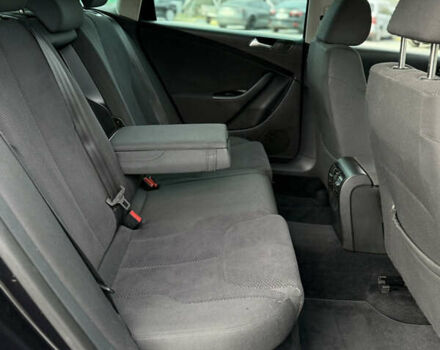 Черный Фольксваген Пассат, объемом двигателя 1.4 л и пробегом 246 тыс. км за 6400 $, фото 72 на Automoto.ua