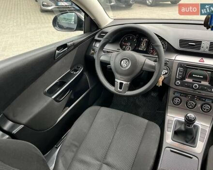 Черный Фольксваген Пассат, объемом двигателя 2 л и пробегом 366 тыс. км за 8290 $, фото 23 на Automoto.ua