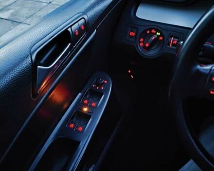 Чорний Фольксваген Пассат, об'ємом двигуна 2 л та пробігом 240 тис. км за 7300 $, фото 11 на Automoto.ua