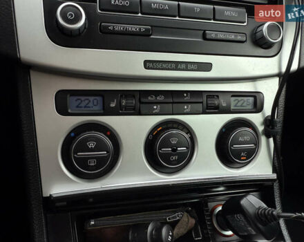 Черный Фольксваген Пассат, объемом двигателя 1.4 л и пробегом 246 тыс. км за 6400 $, фото 55 на Automoto.ua