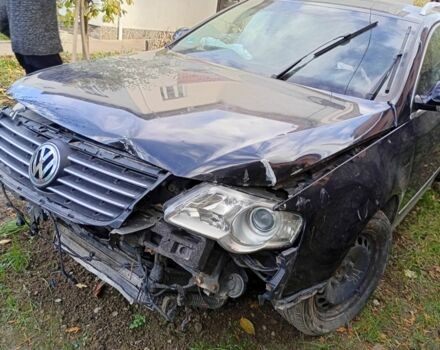 Чорний Фольксваген Пассат, об'ємом двигуна 0 л та пробігом 150 тис. км за 100 $, фото 2 на Automoto.ua