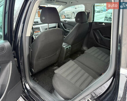 Черный Фольксваген Пассат, объемом двигателя 1.39 л и пробегом 238 тыс. км за 5950 $, фото 36 на Automoto.ua