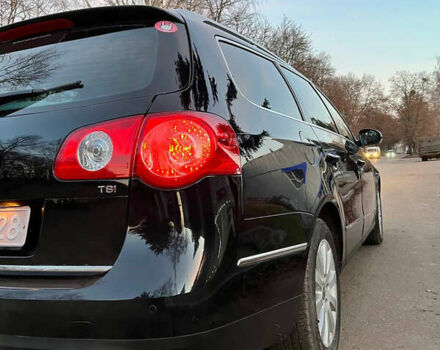 Черный Фольксваген Пассат, объемом двигателя 1.8 л и пробегом 225 тыс. км за 7350 $, фото 20 на Automoto.ua