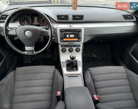 Черный Фольксваген Пассат, объемом двигателя 1.39 л и пробегом 238 тыс. км за 5950 $, фото 43 на Automoto.ua