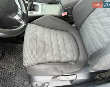 Черный Фольксваген Пассат, объемом двигателя 1.39 л и пробегом 238 тыс. км за 5950 $, фото 31 на Automoto.ua