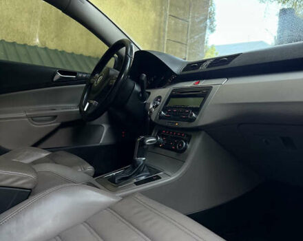 Чорний Фольксваген Пассат, об'ємом двигуна 1.39 л та пробігом 291 тис. км за 6500 $, фото 7 на Automoto.ua