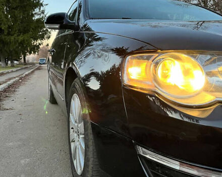 Черный Фольксваген Пассат, объемом двигателя 1.8 л и пробегом 225 тыс. км за 7350 $, фото 10 на Automoto.ua