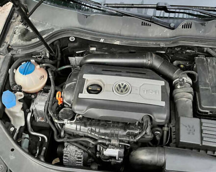 Черный Фольксваген Пассат, объемом двигателя 1.8 л и пробегом 225 тыс. км за 7350 $, фото 1 на Automoto.ua