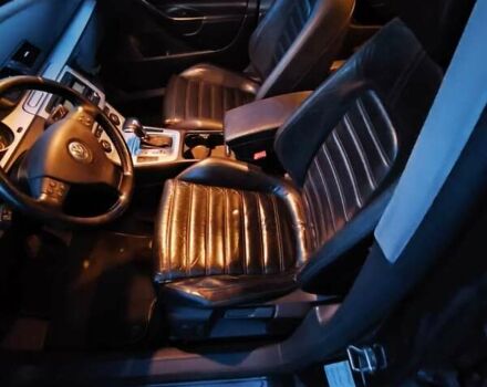 Чорний Фольксваген Пассат, об'ємом двигуна 2 л та пробігом 240 тис. км за 7300 $, фото 14 на Automoto.ua