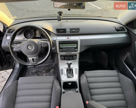 Черный Фольксваген Пассат, объемом двигателя 1.39 л и пробегом 234 тыс. км за 5700 $, фото 10 на Automoto.ua