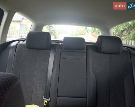 Черный Фольксваген Пассат, объемом двигателя 1.39 л и пробегом 250 тыс. км за 7000 $, фото 4 на Automoto.ua