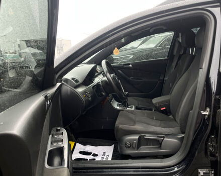 Черный Фольксваген Пассат, объемом двигателя 2 л и пробегом 198 тыс. км за 7600 $, фото 8 на Automoto.ua