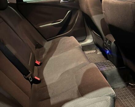 Черный Фольксваген Пассат, объемом двигателя 1.97 л и пробегом 240 тыс. км за 7200 $, фото 7 на Automoto.ua