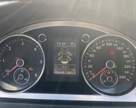 Чорний Фольксваген Пассат, об'ємом двигуна 1.97 л та пробігом 306 тис. км за 7600 $, фото 12 на Automoto.ua