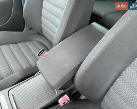 Черный Фольксваген Пассат, объемом двигателя 1.39 л и пробегом 238 тыс. км за 5950 $, фото 32 на Automoto.ua