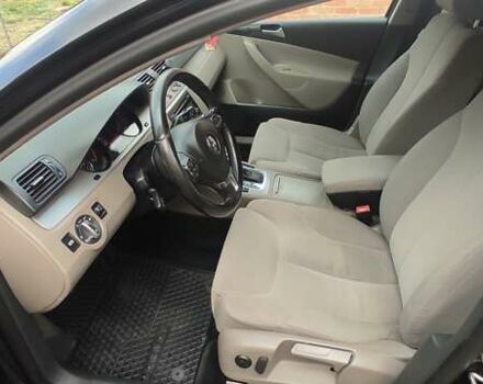 Черный Фольксваген Пассат, объемом двигателя 1.97 л и пробегом 280 тыс. км за 6700 $, фото 6 на Automoto.ua