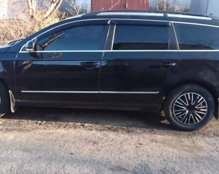 Черный Фольксваген Пассат, объемом двигателя 1.97 л и пробегом 275 тыс. км за 7000 $, фото 2 на Automoto.ua