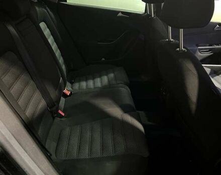 Чорний Фольксваген Пассат, об'ємом двигуна 1.8 л та пробігом 235 тис. км за 7500 $, фото 15 на Automoto.ua