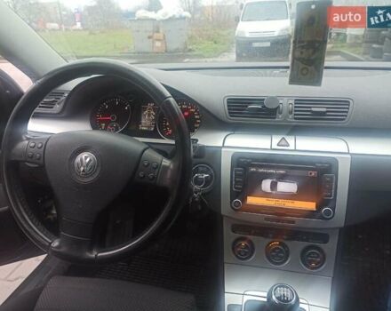 Черный Фольксваген Пассат, объемом двигателя 2 л и пробегом 218 тыс. км за 7800 $, фото 10 на Automoto.ua