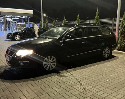 Черный Фольксваген Пассат, объемом двигателя 1.97 л и пробегом 240 тыс. км за 7200 $, фото 1 на Automoto.ua