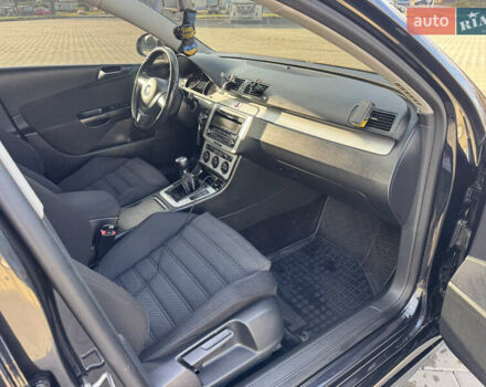 Черный Фольксваген Пассат, объемом двигателя 1.39 л и пробегом 264 тыс. км за 6900 $, фото 12 на Automoto.ua