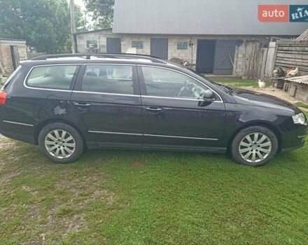 Черный Фольксваген Пассат, объемом двигателя 1.39 л и пробегом 250 тыс. км за 7000 $, фото 15 на Automoto.ua