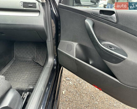 Черный Фольксваген Пассат, объемом двигателя 1.39 л и пробегом 262 тыс. км за 6700 $, фото 13 на Automoto.ua