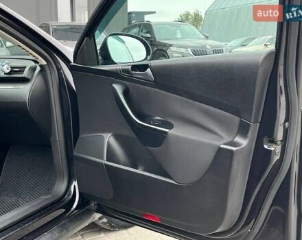 Черный Фольксваген Пассат, объемом двигателя 2 л и пробегом 366 тыс. км за 8290 $, фото 17 на Automoto.ua