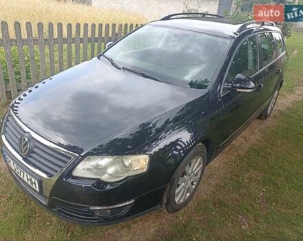 Черный Фольксваген Пассат, объемом двигателя 1.39 л и пробегом 250 тыс. км за 7000 $, фото 5 на Automoto.ua