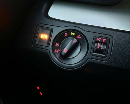 Черный Фольксваген Пассат, объемом двигателя 1.8 л и пробегом 225 тыс. км за 7350 $, фото 11 на Automoto.ua