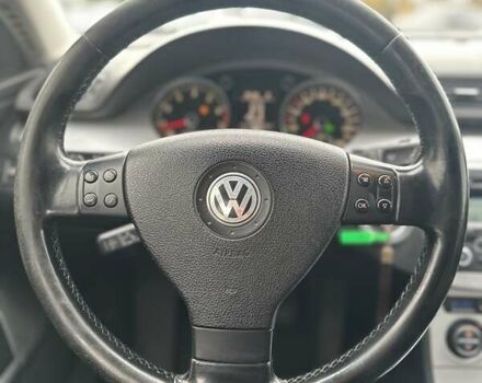 Черный Фольксваген Пассат, объемом двигателя 1.39 л и пробегом 275 тыс. км за 6300 $, фото 28 на Automoto.ua