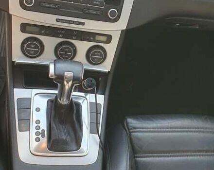 Черный Фольксваген Пассат, объемом двигателя 1.39 л и пробегом 275 тыс. км за 7300 $, фото 10 на Automoto.ua