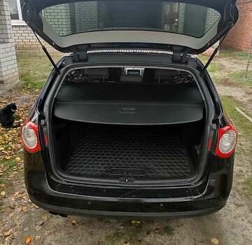 Черный Фольксваген Пассат, объемом двигателя 1.97 л и пробегом 280 тыс. км за 6700 $, фото 10 на Automoto.ua