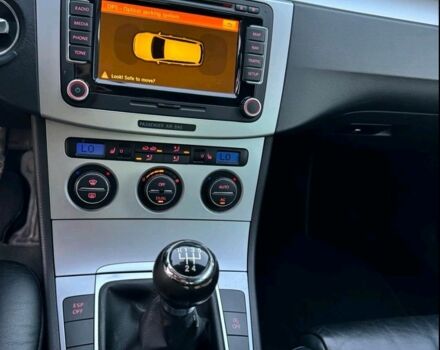 Чорний Фольксваген Пассат, об'ємом двигуна 2 л та пробігом 270 тис. км за 6800 $, фото 9 на Automoto.ua