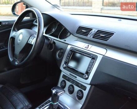 Черный Фольксваген Пассат, объемом двигателя 2 л и пробегом 245 тыс. км за 8700 $, фото 14 на Automoto.ua