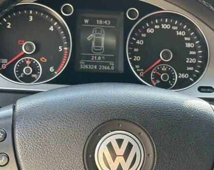 Черный Фольксваген Пассат, объемом двигателя 1.97 л и пробегом 326 тыс. км за 7400 $, фото 11 на Automoto.ua