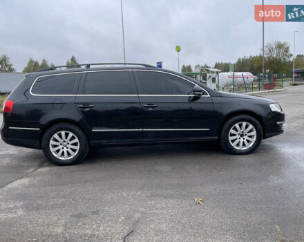 Чорний Фольксваген Пассат, об'ємом двигуна 1.97 л та пробігом 308 тис. км за 8300 $, фото 39 на Automoto.ua