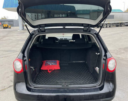 Чорний Фольксваген Пассат, об'ємом двигуна 1.97 л та пробігом 308 тис. км за 8300 $, фото 2 на Automoto.ua