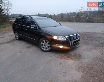 Черный Фольксваген Пассат, объемом двигателя 2 л и пробегом 320 тыс. км за 8100 $, фото 4 на Automoto.ua