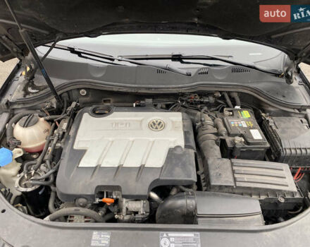 Чорний Фольксваген Пассат, об'ємом двигуна 1.97 л та пробігом 232 тис. км за 8700 $, фото 14 на Automoto.ua
