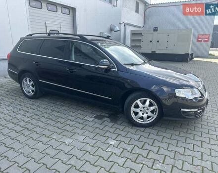 Чорний Фольксваген Пассат, об'ємом двигуна 1.8 л та пробігом 256 тис. км за 7000 $, фото 1 на Automoto.ua