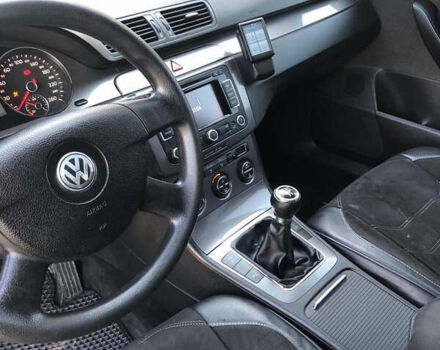 Черный Фольксваген Пассат, объемом двигателя 1.97 л и пробегом 378 тыс. км за 6300 $, фото 16 на Automoto.ua