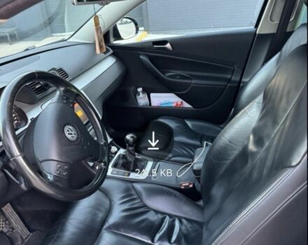 Чорний Фольксваген Пассат, об'ємом двигуна 2 л та пробігом 270 тис. км за 6800 $, фото 5 на Automoto.ua