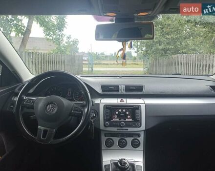 Черный Фольксваген Пассат, объемом двигателя 1.39 л и пробегом 250 тыс. км за 7000 $, фото 1 на Automoto.ua