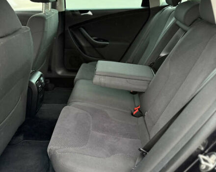 Черный Фольксваген Пассат, объемом двигателя 1.4 л и пробегом 246 тыс. км за 6400 $, фото 58 на Automoto.ua