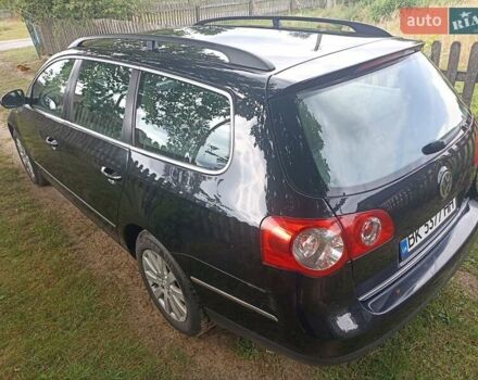 Черный Фольксваген Пассат, объемом двигателя 1.39 л и пробегом 250 тыс. км за 7000 $, фото 10 на Automoto.ua