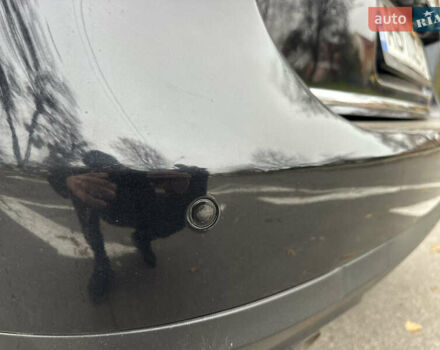 Черный Фольксваген Пассат, объемом двигателя 1.97 л и пробегом 235 тыс. км за 8499 $, фото 18 на Automoto.ua